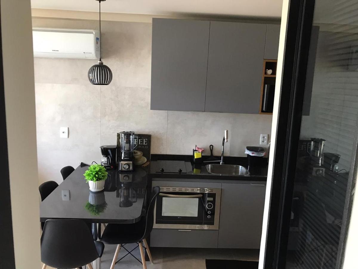 Apartamento No 20º Andar Barra *