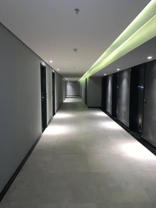 Apartamento No 20º Andar Barra